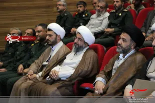 تکریم و معارفه مسئول دفتر نمایندگی ولی فقیه در سپاه ناحیه ساوجبلاغ برگزار شد