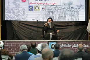 رمز پیروزی انقلاب اسلامی در اهداف، شکست ناپذیری است