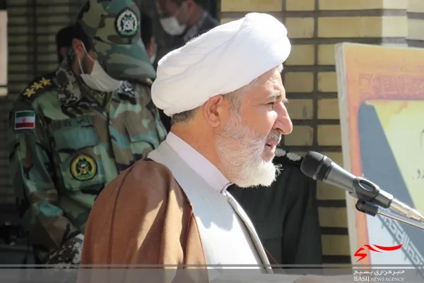 نظامیان قلعه های مستحکم امنیت آفرین برای مردم هستند
