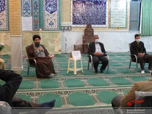 حضور مسئول نمایندگی ولی فقیه در پایگاه امیرالمومنین ع شهرک امام  شهرستان تفرش و خداقوت به بسیجیان فعال