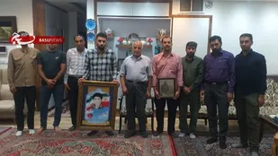 دیدار رزمندگان گردان 109 امام حسین علیه السلام با خانواده روحانی شهید محمد بهرامی