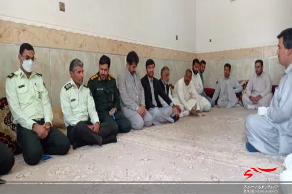 باید گفتمان ولایت و انقلاب در سطح جامعه ترویج داده شود