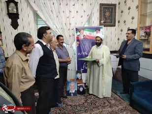 یادواره شهدای خانگی شهید جاویدالاثر حسین اشرف گنجویی برگزار شد