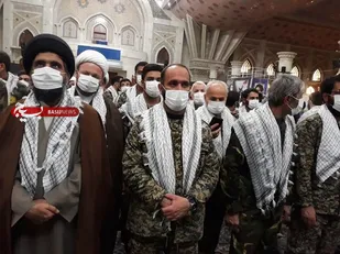 غبار روبی مرقد مطهر امام خمینی رحمت الله علیه با حضور جمعی از رزمندگان گردان 115 امام حسین علیه السلام
