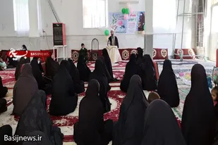 تجمع عفاف و حجاب با حضور گروه&zwnj;های صالحین روستای پاوان