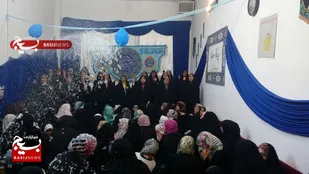 جشن کرامت با تقدیر از مریم قربان زاده نویسنده کتاب &laquo;خاتون و قوماندان&raquo;