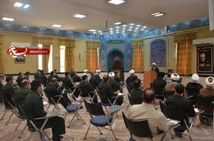 نشست صمیمی ائمه جمعه و فرماندهان بسیج در ایلام برگزار شد