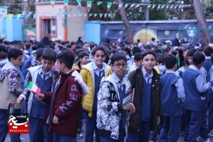 برگزاری مراسم گرامیداشت روز دانش&zwnj;آموز در مدرسه اسدآبادی آسیاب برجی کرج