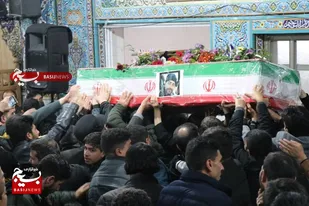 آیین وداع با شهید محسن رضائی در زادگاهش برگزار شد