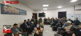 دیدار فرماندار شهرستان کارون از فرمانده ناحیه مقاومت بسیج کارون به مناسبت روز پاسدار
