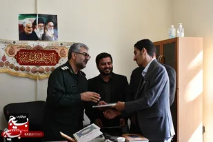 فعالین بسیج دانش آموزی مرکز استان در عرصه دفاع مقدس تجلیل شدند +(تصاویر)