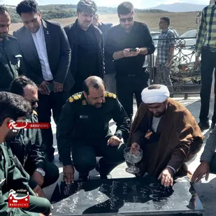 گلباران گلزار شهدای شهرستان میامی+ تصاویر