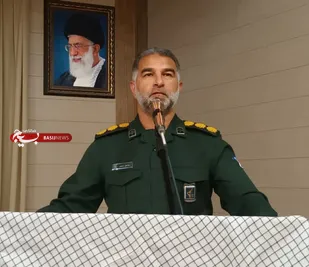 تاکتیک دشمن ایجاد ناامیدی در بین مردم است/جشن ملی با مشارکت حداکثری مردم در انتخابات محقق می شود