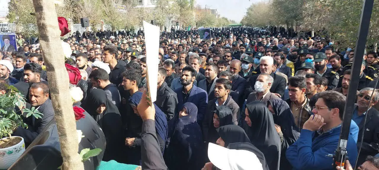 خدمت به مردم زرند که فرزندانشان جان خود را در راه امنیت فدا می کنند، بالاترین افتخار است