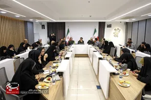 نشست صمیمی فرمانده سپاه انصارالحسین (ع) همدان با اصحاب رسانه