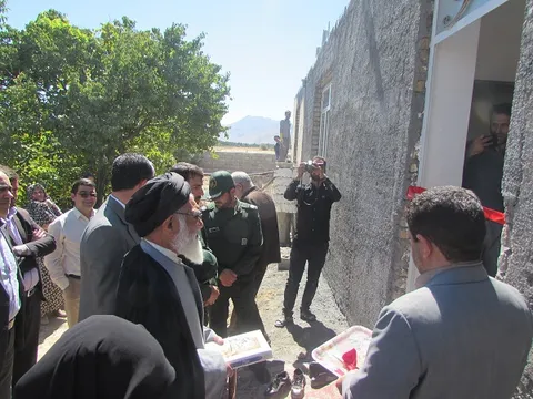 افتتاح منزل سیل زدگان در روستای البرز از توابع شهرستان شازند