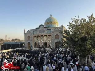 &nbsp;

تعویض پرچم سیاه و اهتزاز پرچم سبز حرم امامزاده حسین(ع) قزوین+تصاویر