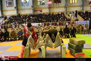 نمایش حرکات رزمی بسیجیان همدان