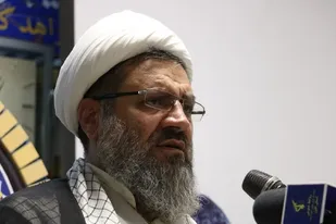 نظام جمهوری اسلامی به برکت داشتن ملت بصیر، شکست ناپذیر است
