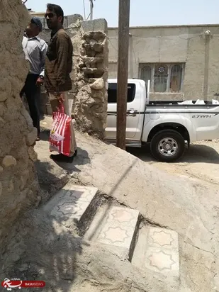 توزیع بسته های معیشتی درشهرستان بندرخمیر