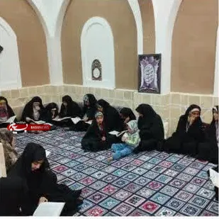 محفل انس با قران کریم توسط گروه چهادی پایگاه مقاومت  بسیج حضرت ام البنین برگزار گردید.