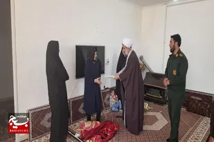 دیدار بسیجیان کبودراهنگ با مادر شهید &laquo;سپهرکاکایی&raquo; در روستای خالق&zwnj;وردی