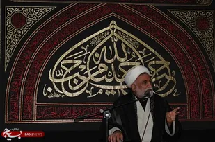 منطق امام حسين (ع) رهایی از بند ذلت است و این منطق امروزه در جهان خريدار دارد