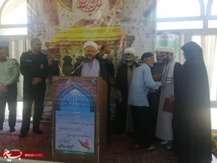 امام جمعه ها همیشه حافظ و سنگربان این مرز و بوم بوده وهستند وباید خودشان را برای فداکاریهای بیشتر آماده کنند.
