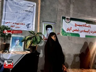 محفل معنوی آبروی محله یادبود شهیدان در مه ولات همزمان با هفته دولت+تصاویر