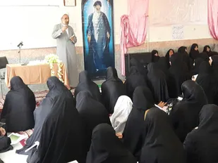 ترویج فرهنگ نمازخوانی در جامعه بسیاری از مشکلات را حل می&zwnj;کند