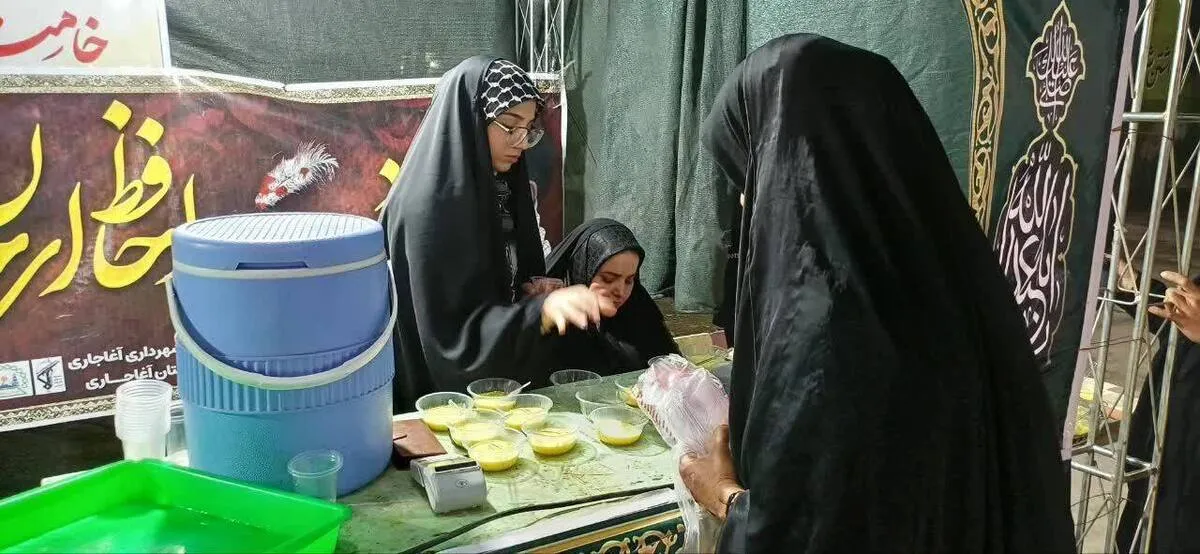 برپایی ایستگاه صلواتی دانش آموزان بسیجی در آغاجاری