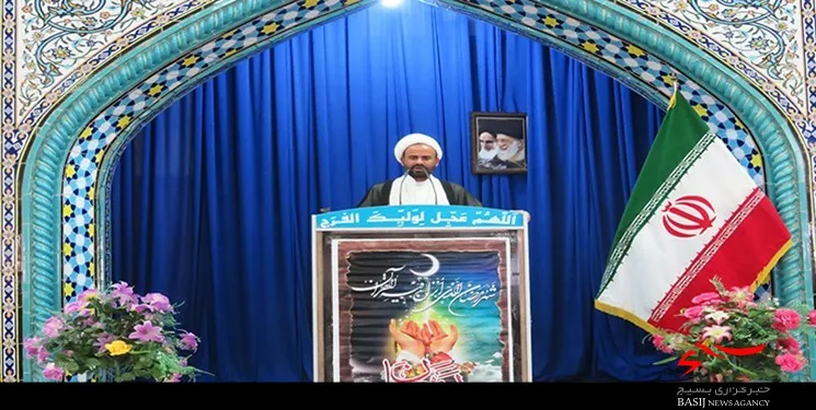 با هنجارشکنان فضای مجازی در« دیر» برخورد شود