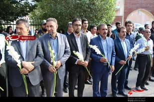 غبارروبی گلزار مطهر شهر سامان