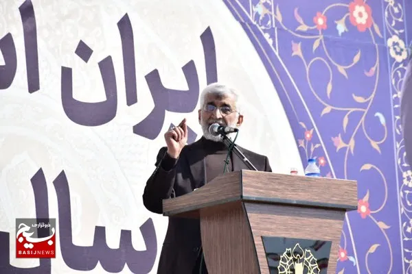 امروز ملت ایران یک الگوی قدرت را به جهان مخابره می‌کند