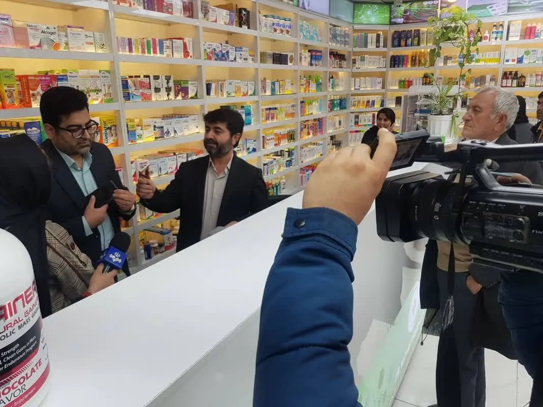 هشدار تعزیرات حکومتی به داروخانه های متخلف در کهگیلویه و بویراحمد/ اعلام تخلفات با سامانه 135 و 190