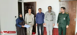 تجلیل از خانواده شهید غلامی در شاهرود+ عکس
