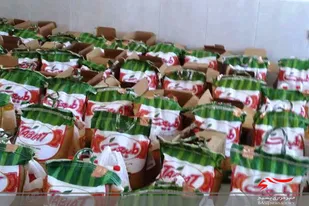 توزیع ۵۰ بسته معیشتی به همت گروه جهادی شهید &laquo;قاسمی&raquo; در روستای حاجی&zwnj;آباد