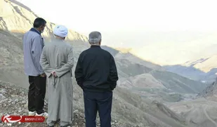 بازدید امام جمعه شاهرود و برخی مسئولان و کارشناسان از معدن بوکسیت تاش