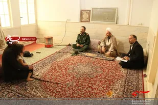 دیدار مسئولان ناحیه شهرستان قم با خانواده ایثارگران