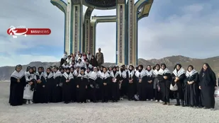 اعزام دانش آموزان دختر شهرستان دنا و بخش پاتاوه به مناطق عملیاتی جنوب کشور + (فیلم)