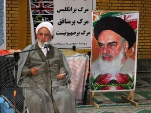 امام(ره) به نماز شب و قرائت قرآن اهمیت می دادند