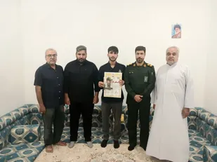 دیدار و تجلیل فرمانده ناحیه مقاومت بسیج شادگان از بسیجی قهرمان کاراته کشور
