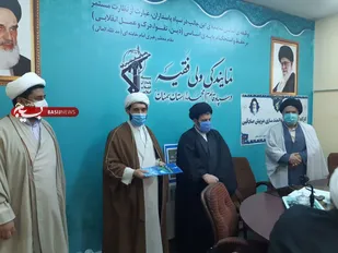تقدیر مسئول نمایندگی ولی فقیه در سپاه استان از مسئول نمایندگی ولی فقیه سپاه دامغان+ تصاویر