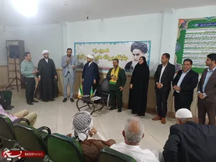 نشست هم&zwnj;اندیشی مربیان و پیشکسوتان قرآنی و تجلیل از فعالان قرآنی شهرستان هویزه