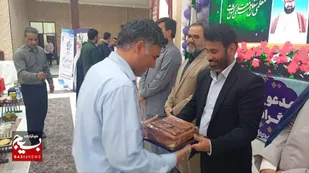 تجلیل از همسران فرهنگی کارکنان یگان امنیتی &nbsp;یگان حیدر کرار به مناسبت هفته معلم