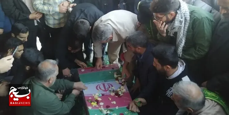 شهدا با دیدن افق پیش رو، راه سعادت را انتخاب کردند