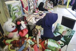 نمایشگاه سراسری تولیدات خود اشتغالی در تبریز گشایش یافت