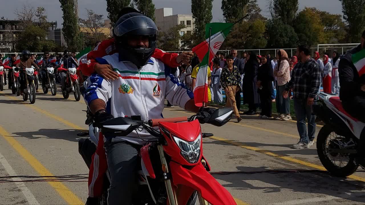 میرجلیلی: جامعه ورزش در عرصه جهاد و دفاع از کشور ایستاده است میرجلیلی: جامعه ورزش در عرصه جهاد و دفاع از کشور ایستاده است