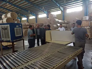 بازدید فرماندار از کارخانه فرآورده&zwnj;های لبنی &laquo;ققنوس سپید پارسی&raquo; در شهرک صنعتی پیشوا