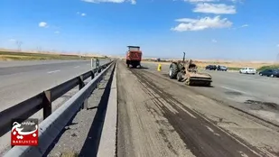 روکش آسفالت باند جنوبی آزاد راه زنجان _تبریز آغاز شد